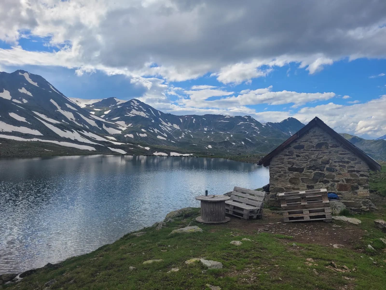 Berglandschaft rund um Eischoll im Sommer